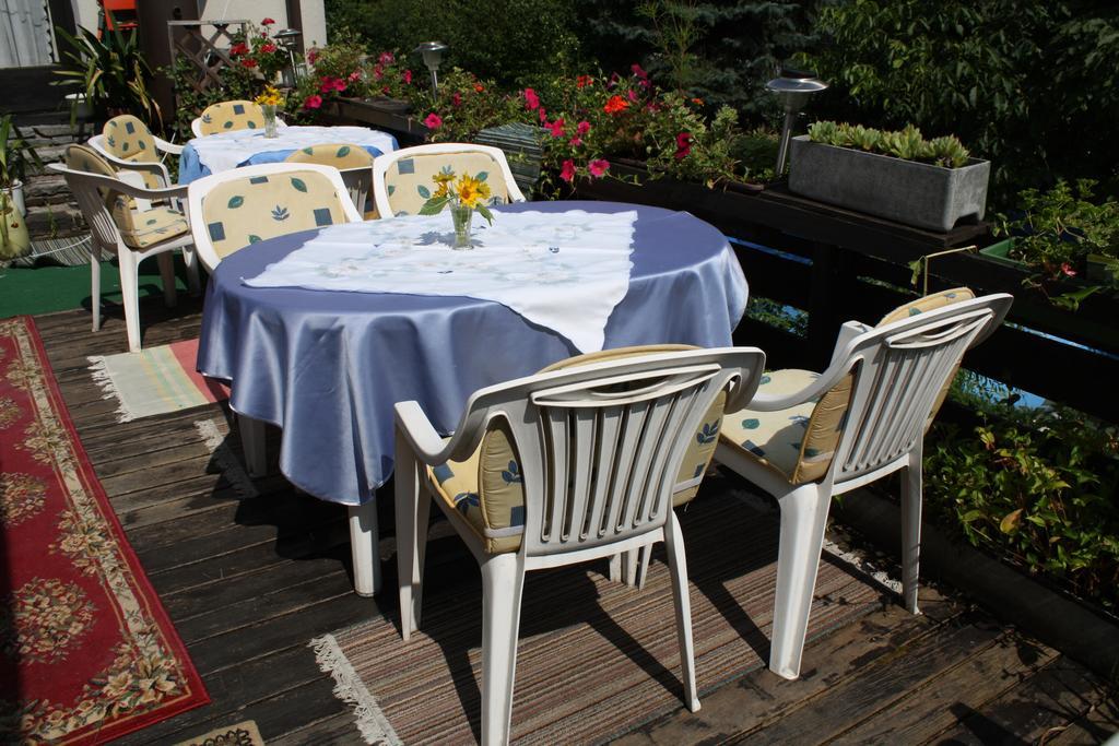 Weinbau-Gaestezimmer Martin Und Eva Maria Jamek Weissenkirchen in der Wachau Ngoại thất bức ảnh