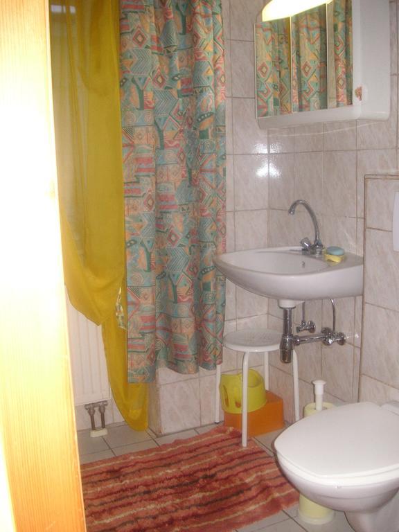 Weinbau-Gaestezimmer Martin Und Eva Maria Jamek Weissenkirchen in der Wachau Ngoại thất bức ảnh
